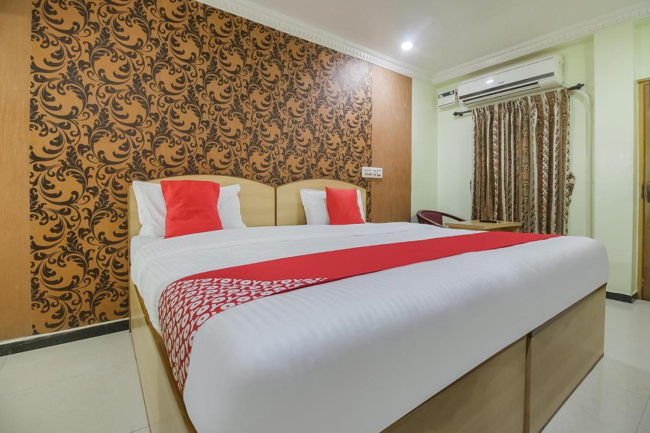 Oyo 70841 Hotel Anjali Residency Velur 外观 照片