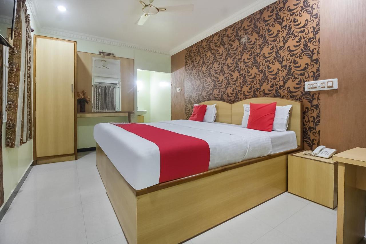 Oyo 70841 Hotel Anjali Residency Velur 外观 照片
