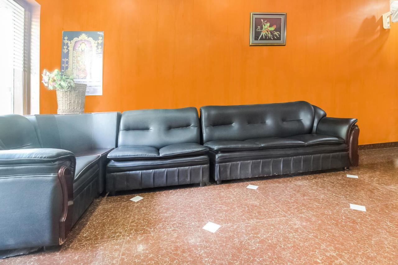 Oyo 70841 Hotel Anjali Residency Velur 外观 照片