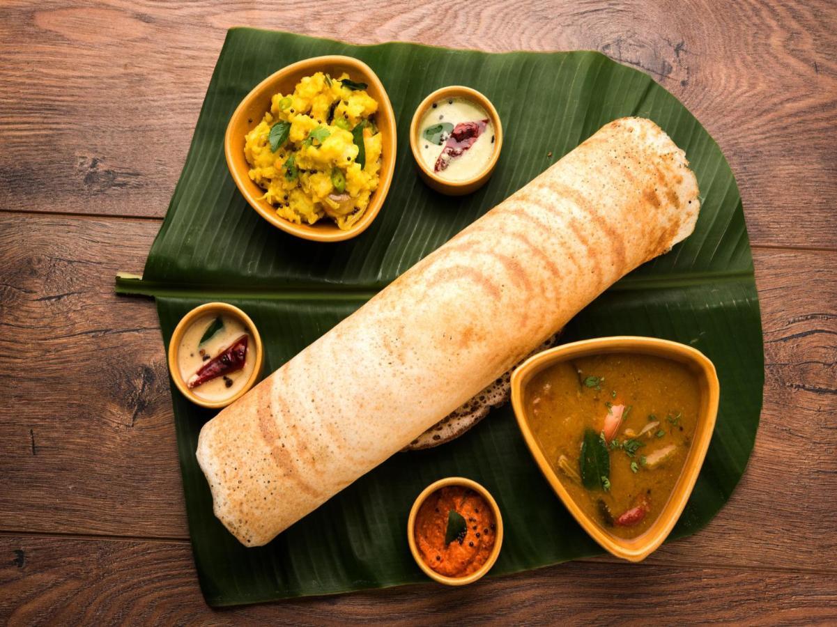 Oyo 70841 Hotel Anjali Residency Velur 外观 照片